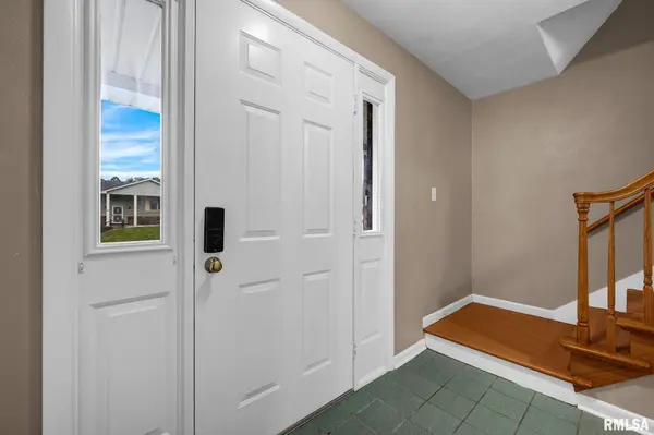 1420 W TOMAR CT, Peoria, IL 61614