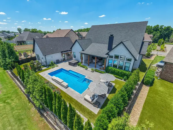 1018 Julian Way, Murfreesboro, TN 37128