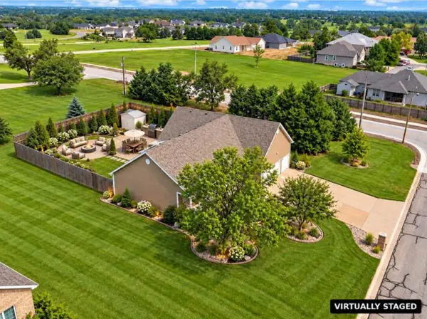 1802 Bluestem Ln., Salina, KS 67401