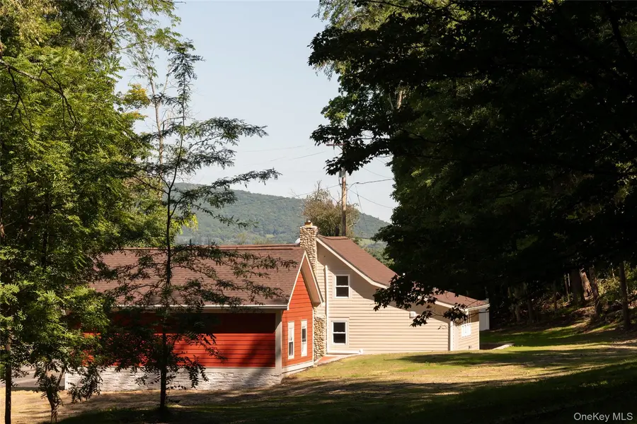 156 Farm RD, Copake, NY 12516