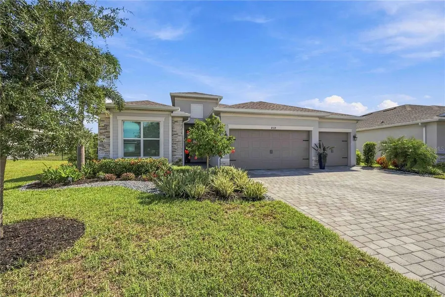 8518 SAINT KITTS CIR, Englewood, FL 34224