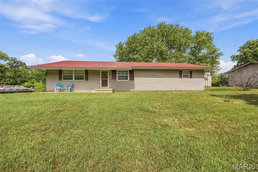 347 Kronos DR, De Soto, MO 63020