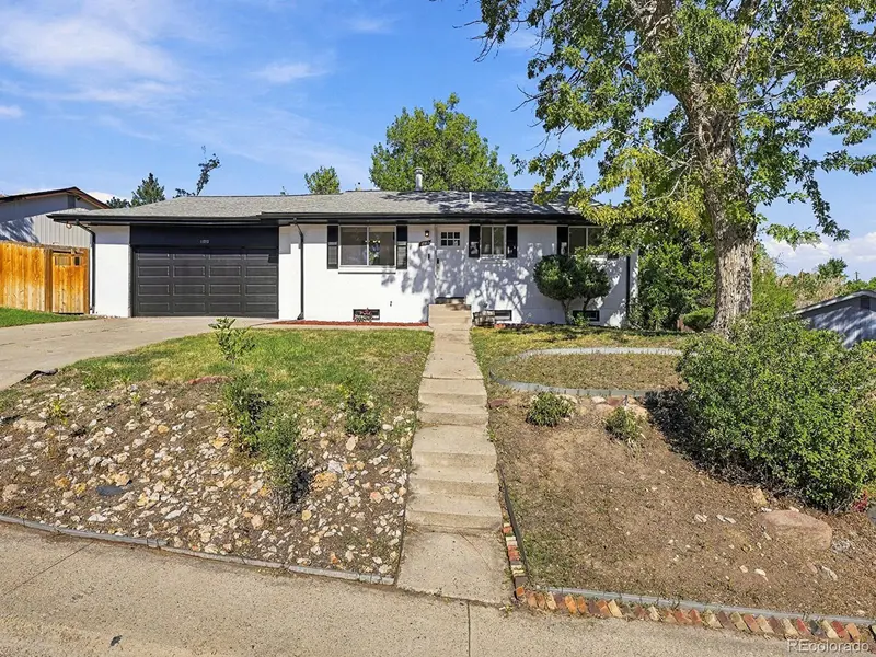 11213 W Briarwood DR, Denver, CO 80226