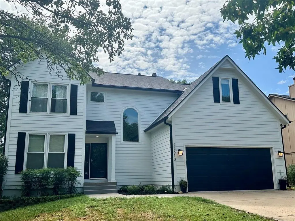 22613 W 49TH TER, Shawnee, KS 66226