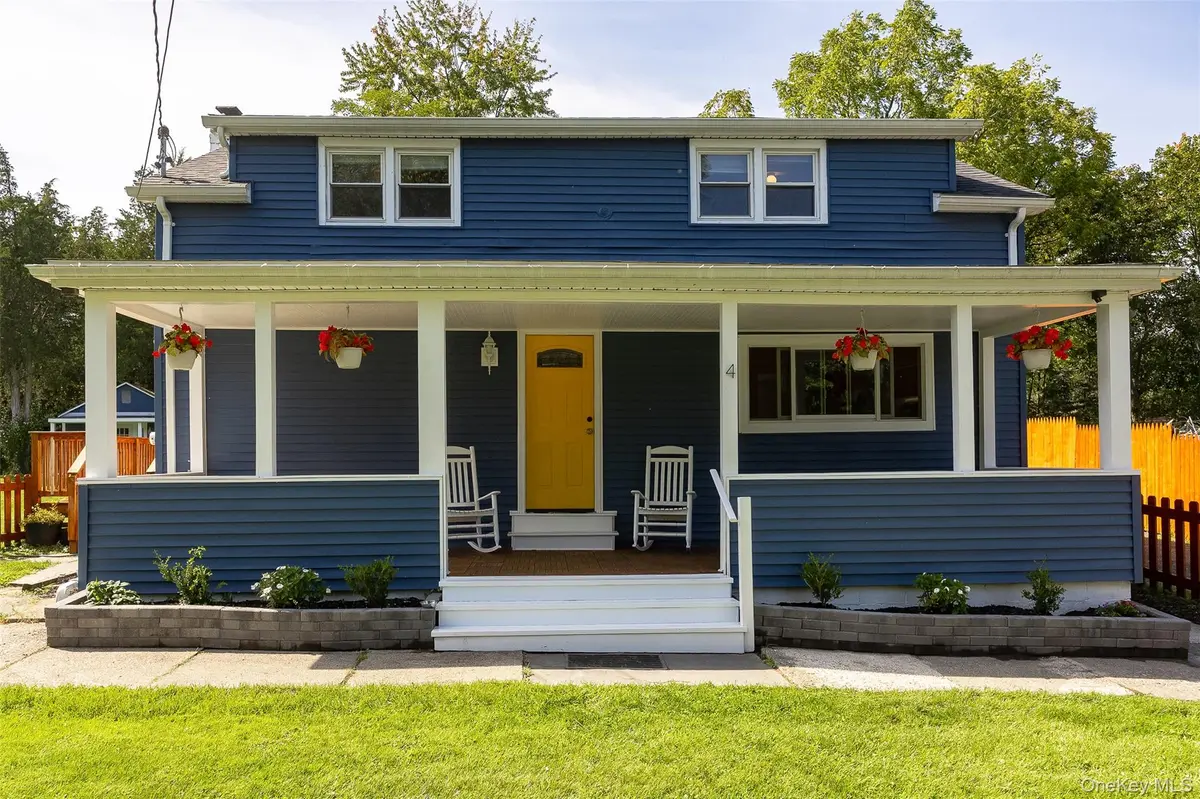 4 Stoley LN, Malden On Hudson, NY 12477