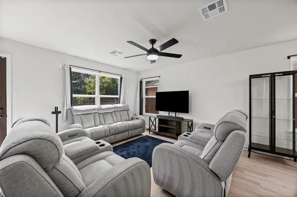 7115 Thannas WAY, Austin, TX 78744