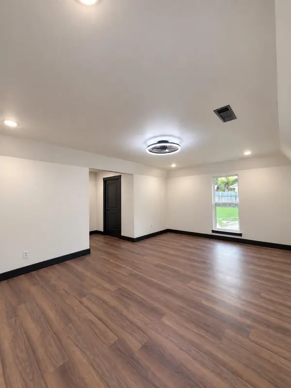 12312 Blue Water DR, Austin, TX 78758
