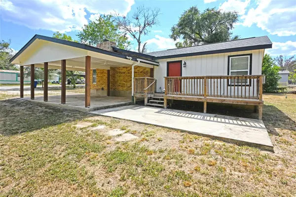 438 Forshage Blvd BLVD, Seguin, TX 78155