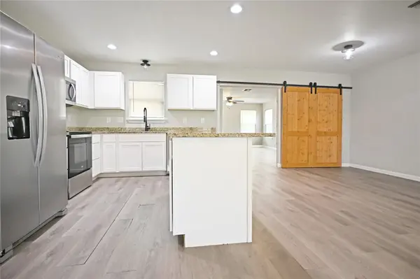 438 Forshage Blvd BLVD, Seguin, TX 78155
