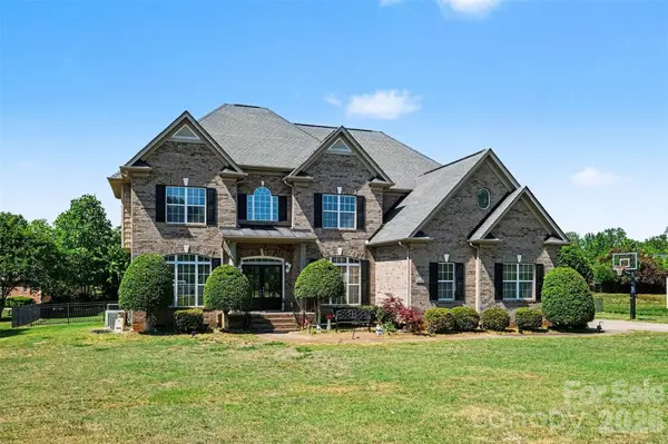 7233 Mcewen PL, Mint Hill, NC 28227