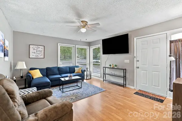 1619 Rhyne Carter RD, Gastonia, NC 28054