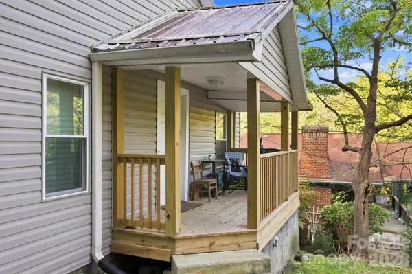 65 King ST, Asheville, NC 28804