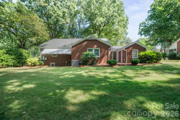 419 1st AVE N, Conover, NC 28613