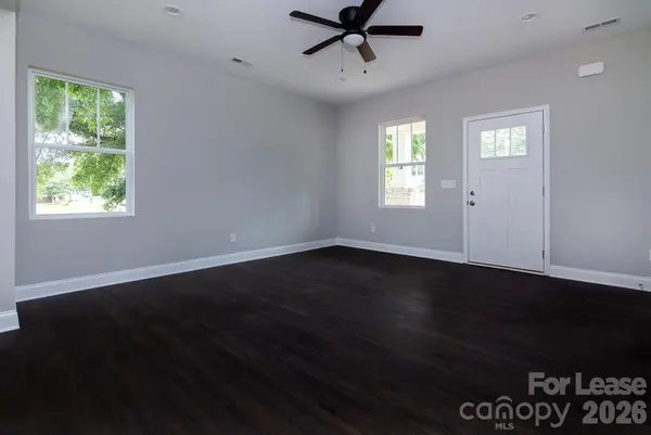 2915 Ross AVE, Charlotte, NC 28208
