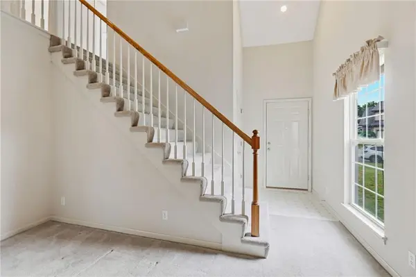 15152 Glenwood AVE, Overland Park, KS 66223