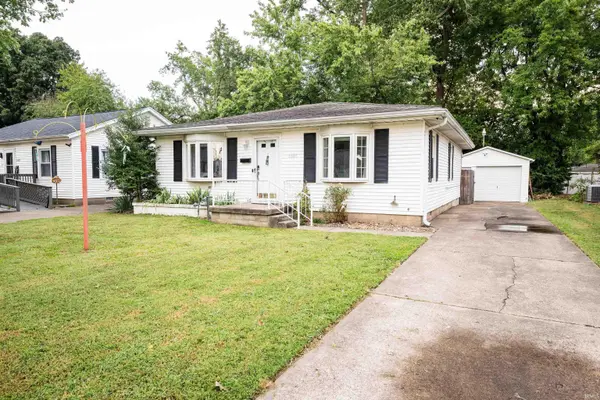 1807 N Saint James BLVD, Evansville, IN 47711