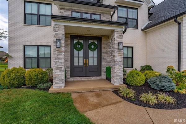 2030 Chadwick DR, Newburgh, IN 47630