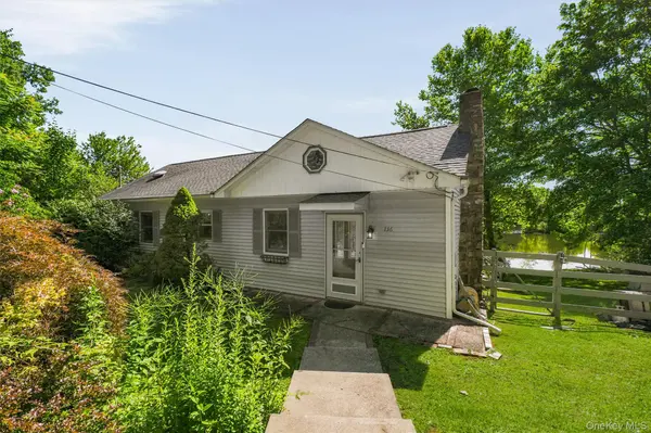 136 Lake RD, Salisbury Mills, NY 12577