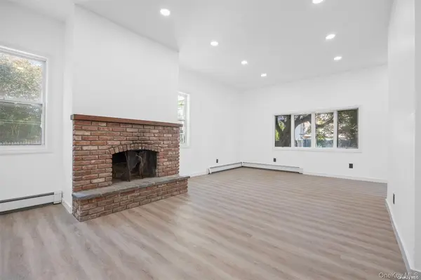6626 53rd RD, Maspeth, NY 11378