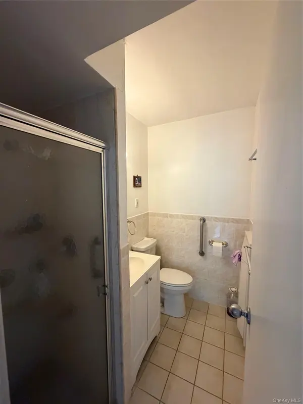 140-55 34 AVE #4R, Flushing, NY 11354
