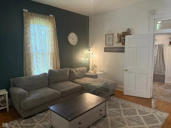 105 S Walnut ST, Roachdale, IN 46172