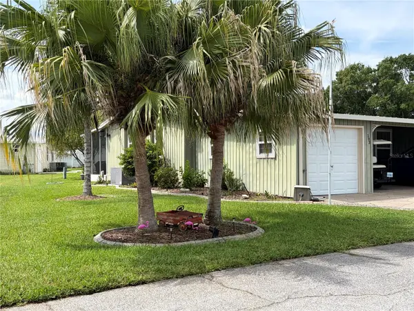 393 YORK COTTAGE DR, Haines City, FL 33844