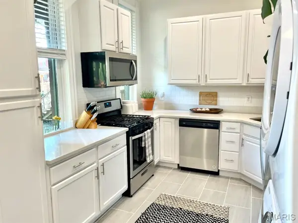 4448 Gibson AVE, St Louis, MO 63110