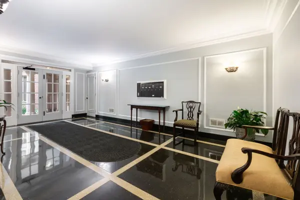 946 Michigan AVE #3C, Evanston, IL 60202