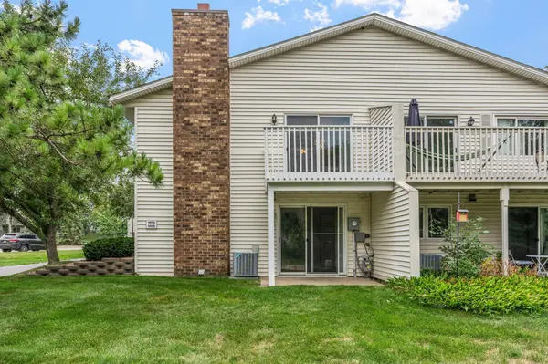 1415 W 140th ST, Burnsville, MN 55337
