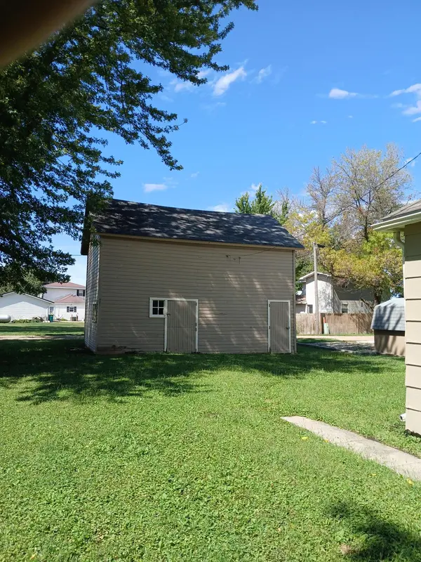 280 Euclid ST, Alden, MN 56009