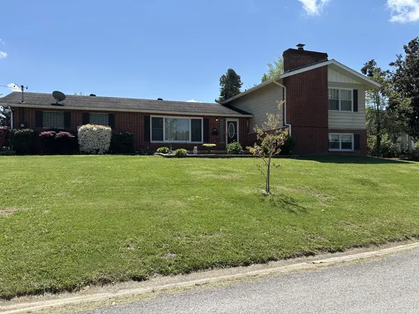 217 APPLE LN, Anna, IL 62906