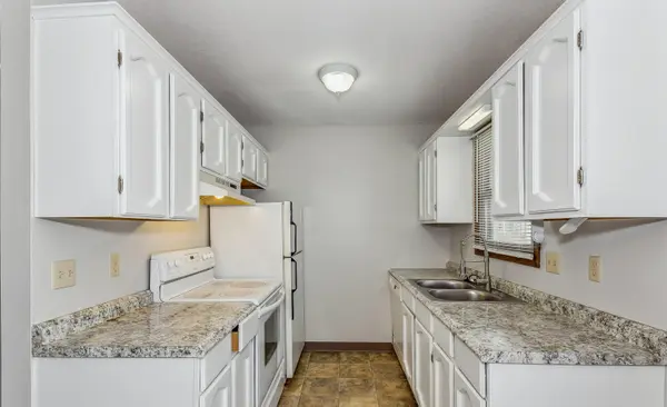 6808 W Par Lane, Wichita, KS 67212