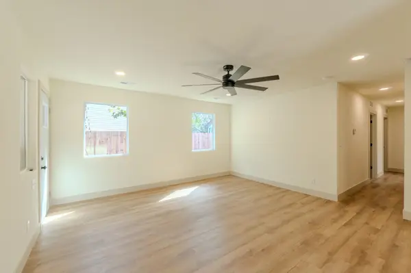 917 N Lulu St, Augusta, KS 67010