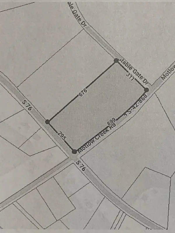 298 Stable Gate DR, Campobello, SC 29322