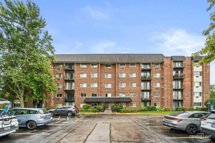 4721 ST. JOSEPH CREEK ST #2-H, Lisle, IL 60532