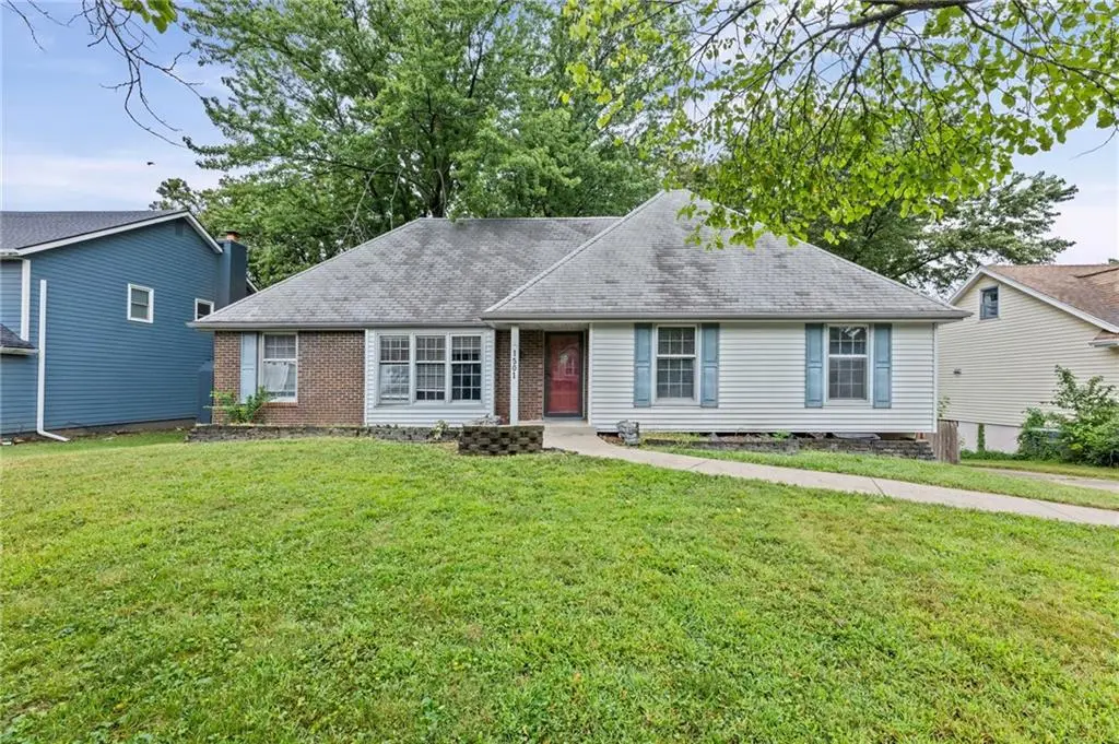 1501 SW 23rd ST, Blue Springs, MO 64015