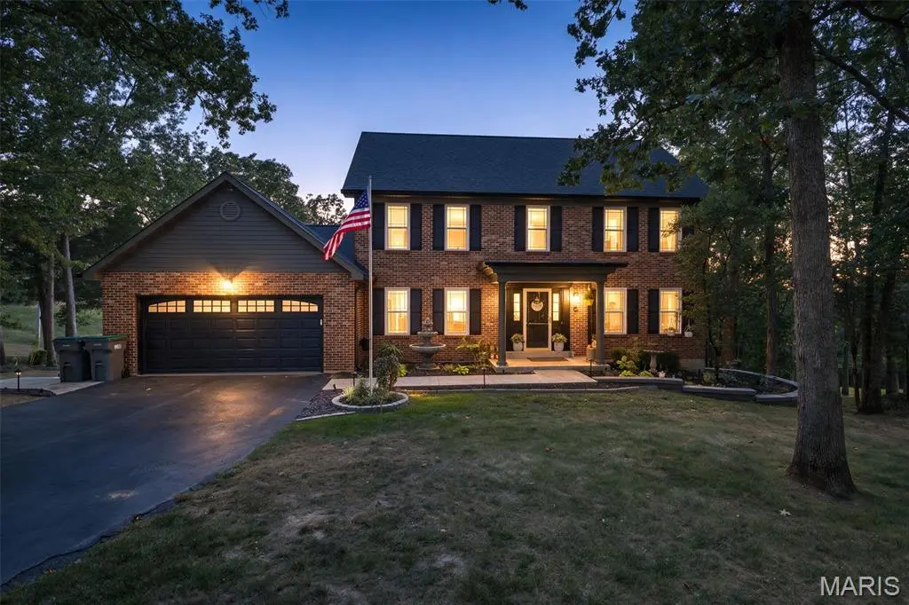 2672 Ridgeview Acres DR, Festus, MO 63028