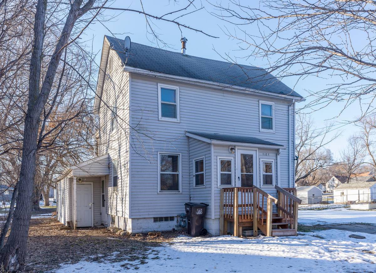 1206 James AVE, Albert Lea, MN 56007