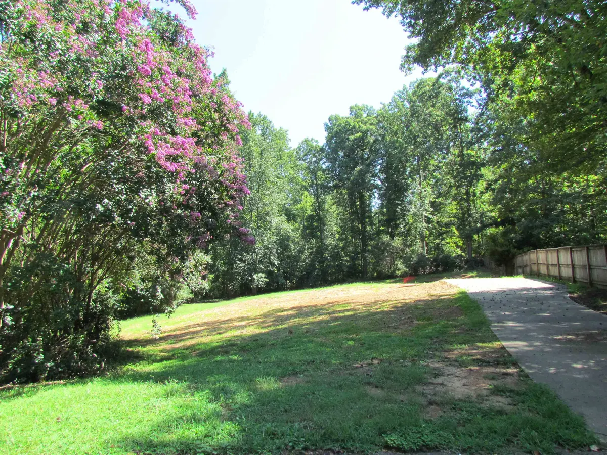 174 Huntley DR, Boiling Springs, SC 29316-5435