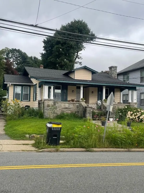 80 Allen St, Netcong Boro, NJ 07857