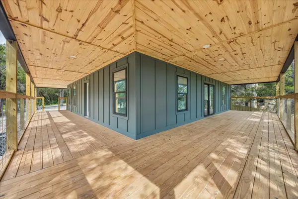 34 Pleasant Valley DR, Wimberley, TX 78676