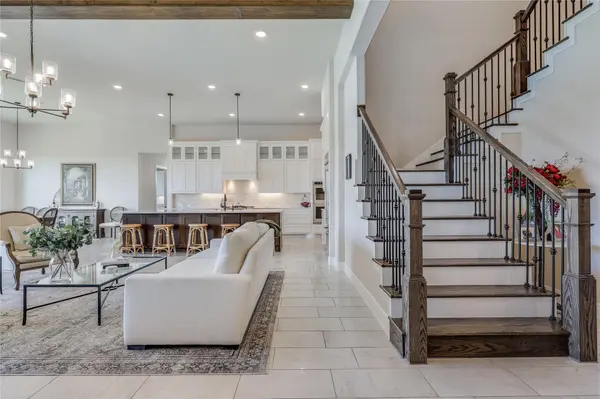 509 Crosswater LN, Dripping Springs, TX 78620