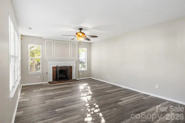 6102 Tesh CT, Charlotte, NC 28269