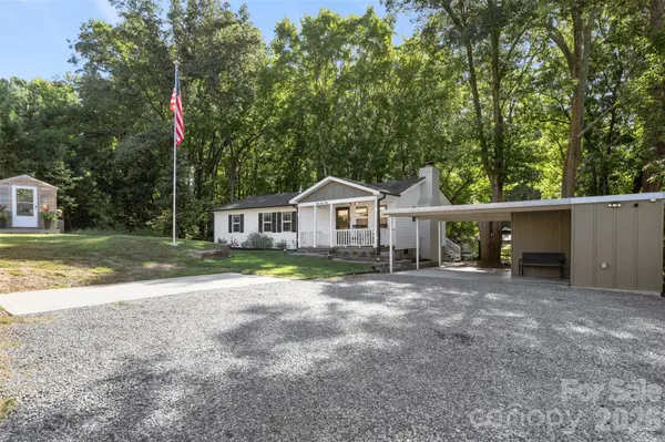 424 Arbor DR, Waxhaw, NC 28173