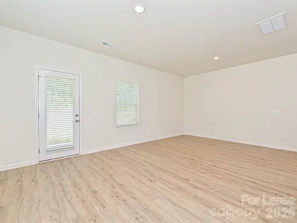 1725 E Cloaninger AVE #B, Statesville, NC 28625