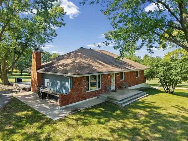 17524 Georgetown RD, Holt, MO 64048