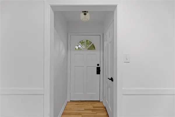 4916 W 57th TER, Roeland Park, KS 66205