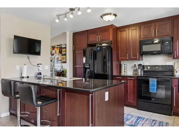 21256 E Powers, Centennial, CO 80015