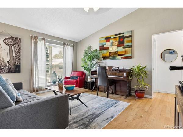 21256 E Powers, Centennial, CO 80015