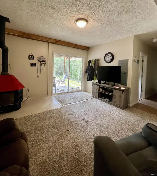 7870 Panhandle RD, Shoals, IN 47581